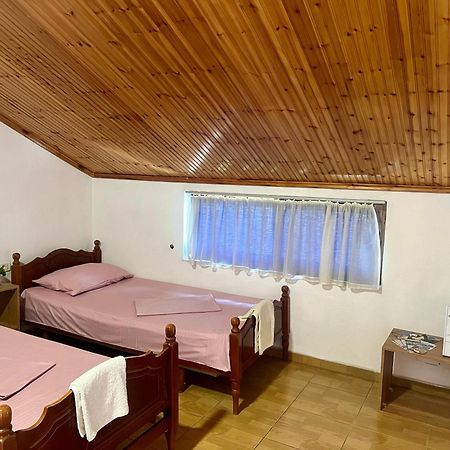 Happy Corner Guest House Shkodra Kültér fotó