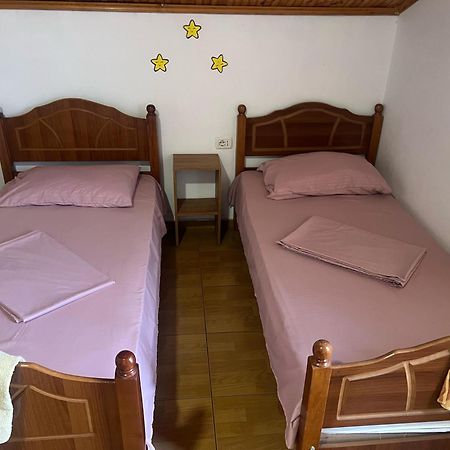 Happy Corner Guest House Shkodra Kültér fotó