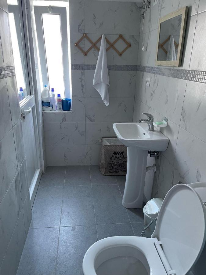 Happy Corner Guest House Shkodra Kültér fotó