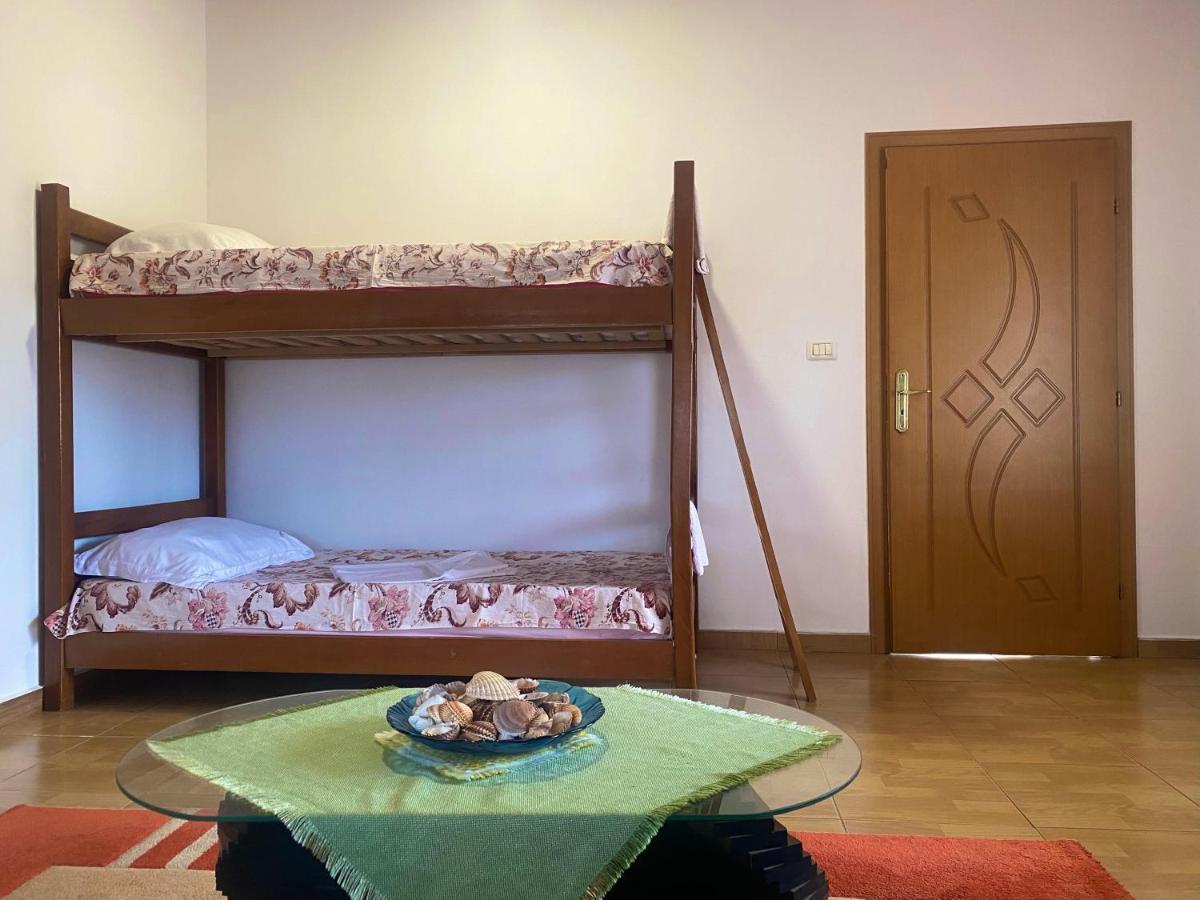 Happy Corner Guest House Shkodra Kültér fotó