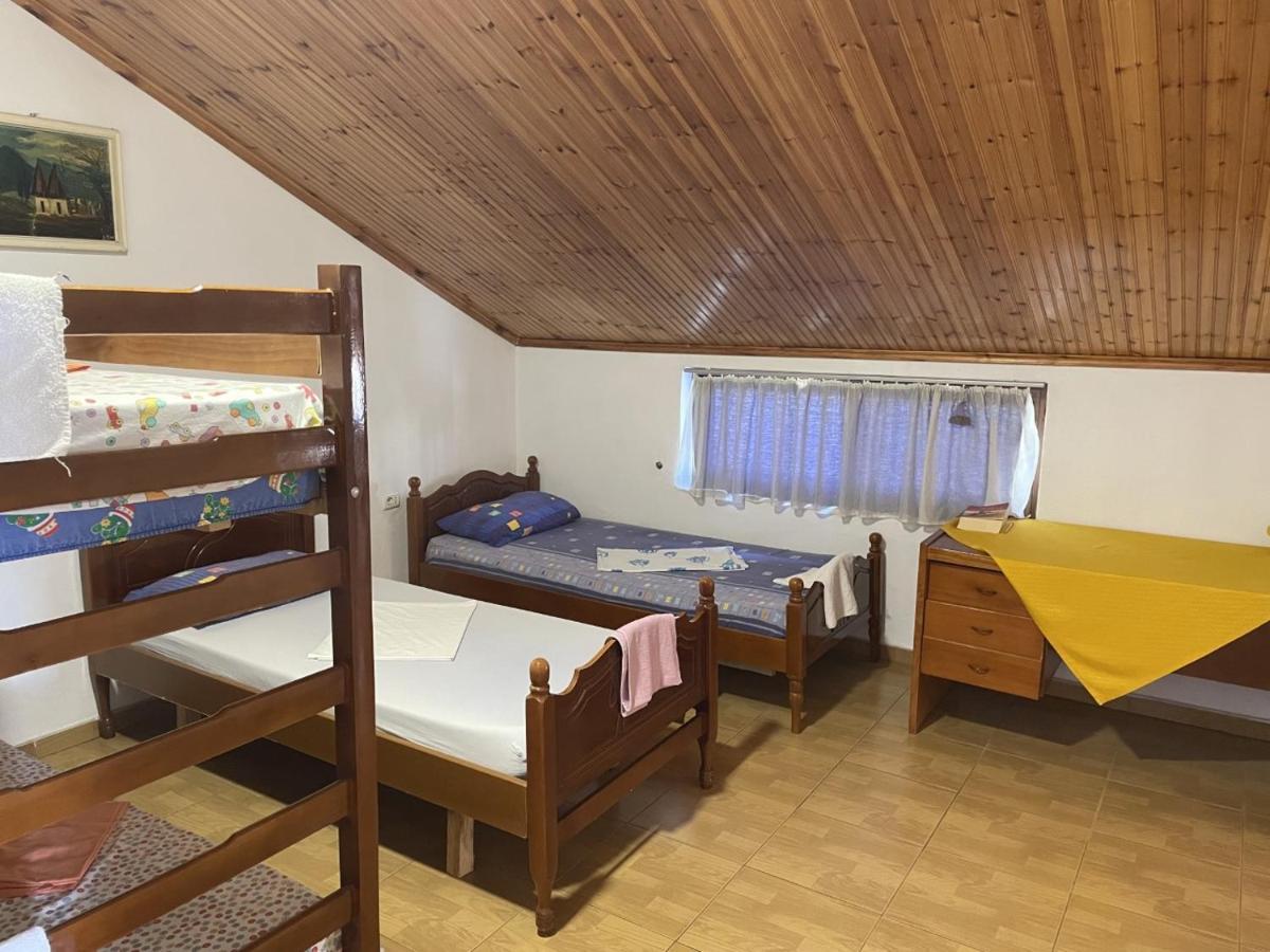 Happy Corner Guest House Shkodra Kültér fotó